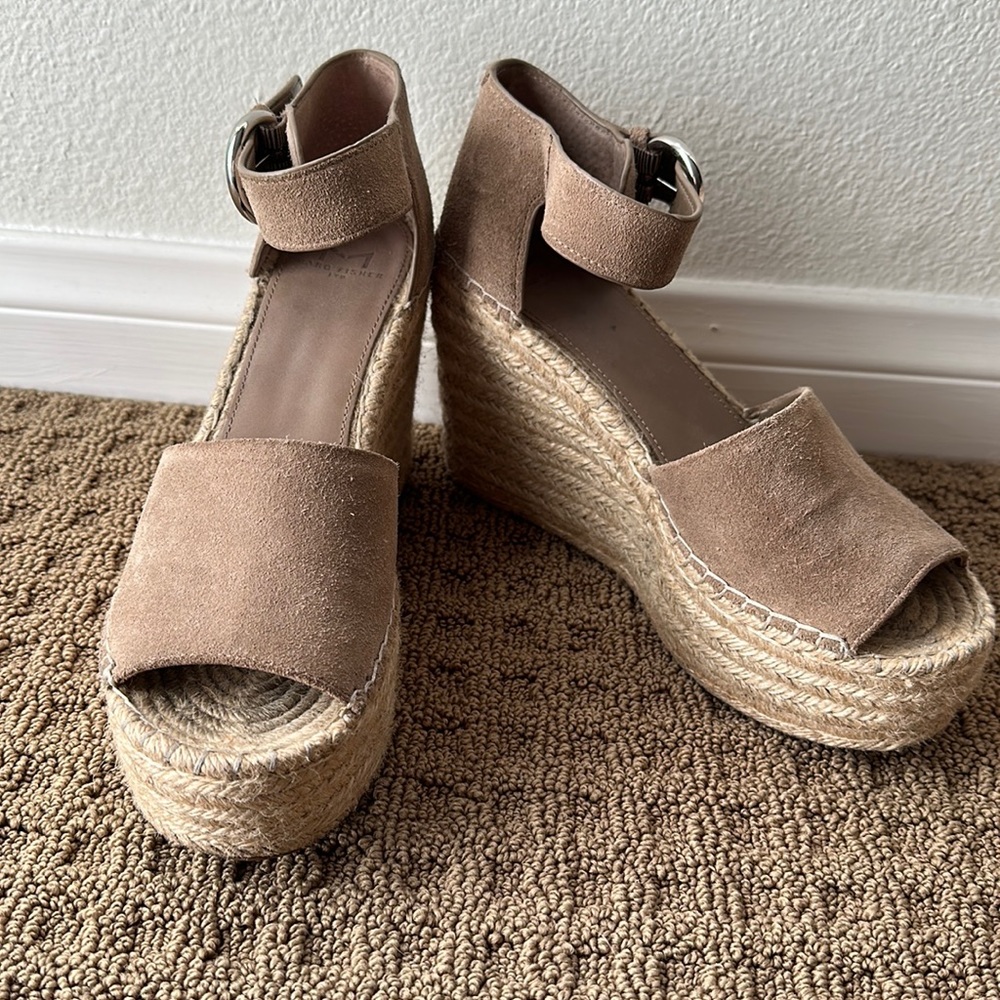 Marc Fisher Alida espadrille wedges